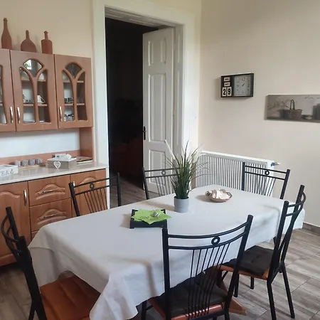 Szent Janos Apartment Makó